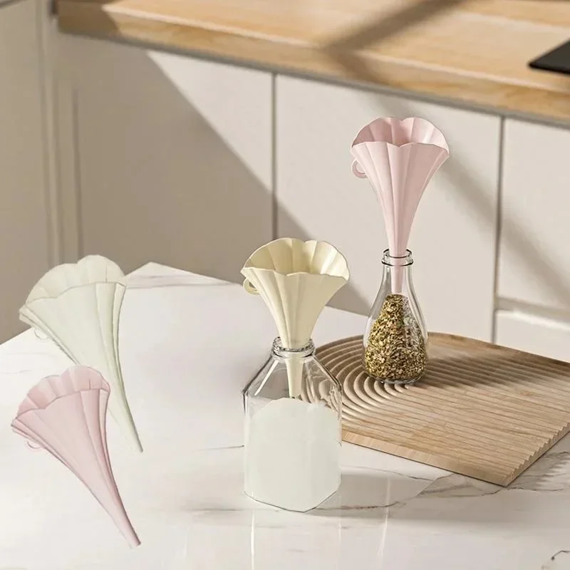 漏斗折りたたみ式食品グレードキッチンオイル充填容器クリエイテ - Portion Control Container のレビューと価格